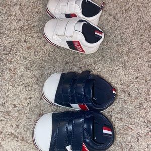Tommy Infant crib shoes